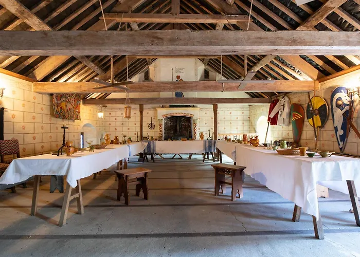 Manoir De Damigny Holiday home Saint-Martin-des-Entrees