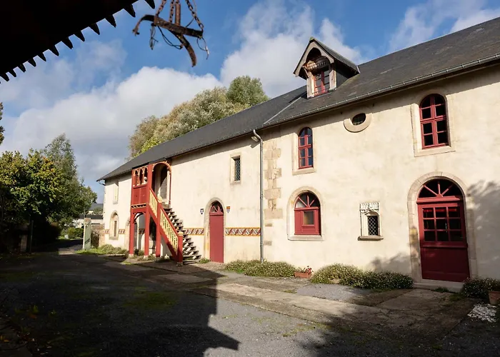 Manoir De Damigny Holiday home Saint-Martin-des-Entrees