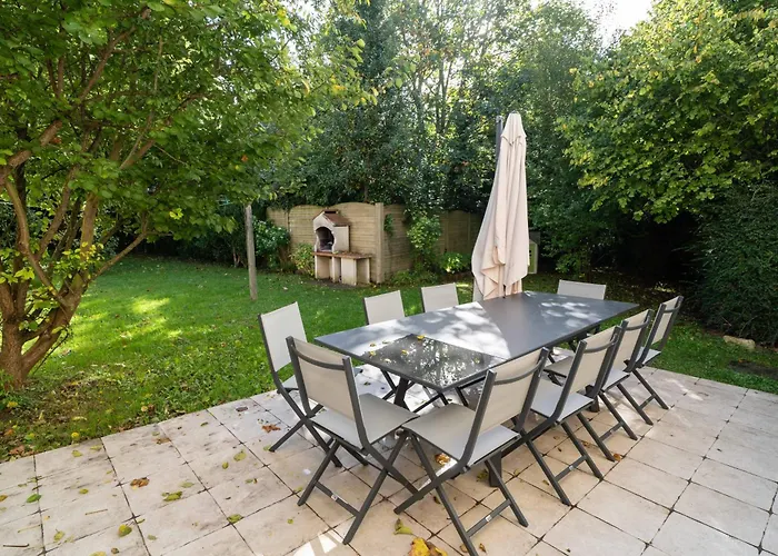 Manoir De Damigny Saint-Martin-des-Entrées